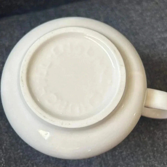 Vintage Churchill Blue Willow Breakfast Tea / Coffee Cup - Georgian Shape - Picture 5 of 5